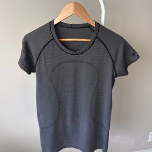 Lululemon Swiftly Tech Short Sleeve Crew